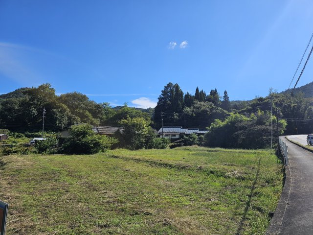 瑞浪市稲津町小里の売地の外観