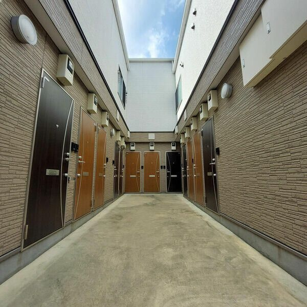 シャンブル大泉学園の玄関