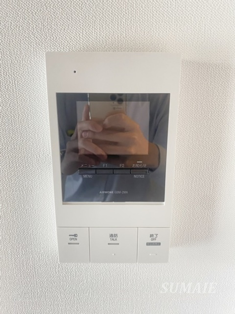 グランカーサ王子Ⅲのセキュリティ|TVモニター付きインターホンです☆