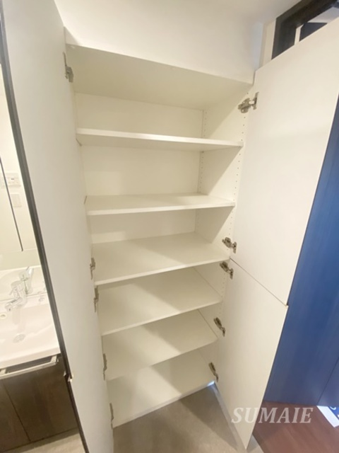 グランカーサ王子Ⅲの収納|脱衣所に収納付いてます☆