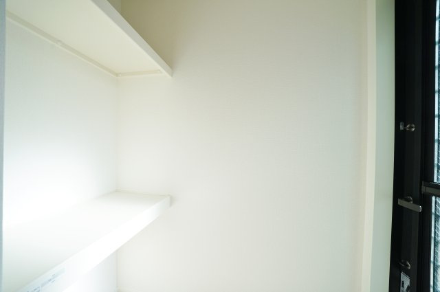 【横浜市旭区白根6丁目41-2全2棟新築戸建て】★仲介手数料無料★（不動丸小学校・鶴ケ峯中学校）の収納