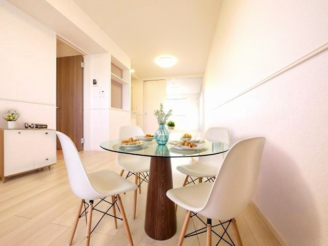 ルナ　ハイツⅤの居間・リビング|CGで家具等を配置したもので家具等は含まれません