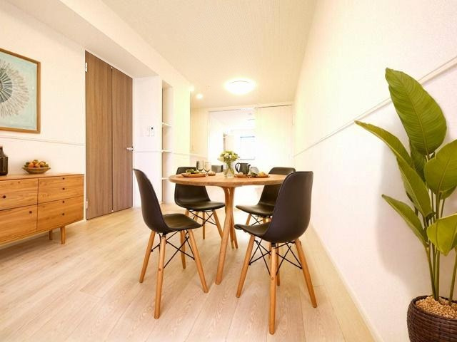 ルナ　ハイツⅤの居間・リビング|CGで家具等を配置したもので家具等は含まれません