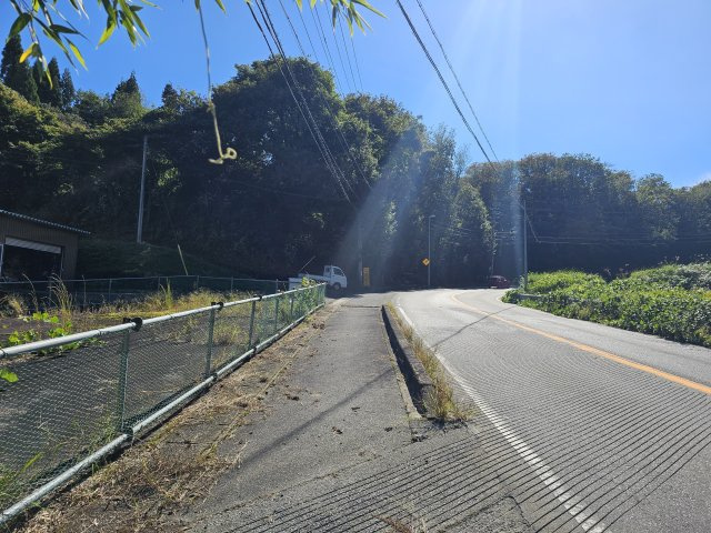 瑞浪市稲津町小里の売地の前面道路含む現地写真