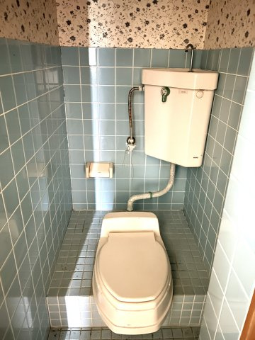 中古住宅　東深瀬のトイレ