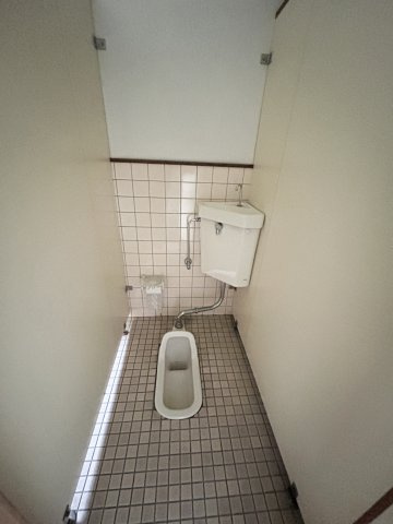 中古住宅　東深瀬のトイレ