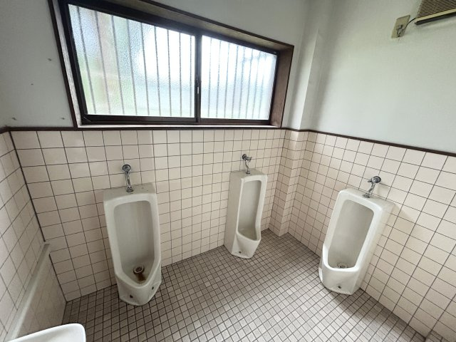 中古住宅　東深瀬のトイレ