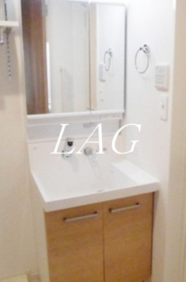【洗面所】 | フローライト | 独立洗面台です。