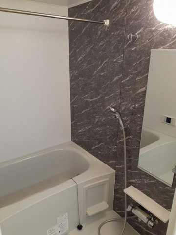 ココ　アムールの浴室|落ち着いた空間のお風呂です