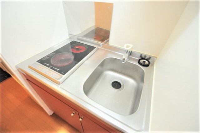 レオパレスチェディ・ｇｒｏｖｅのキッチン