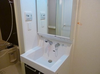 ポーシェガーデン５の洗面所