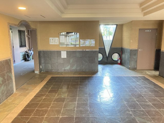 ラメージュ朝霞台のロビー