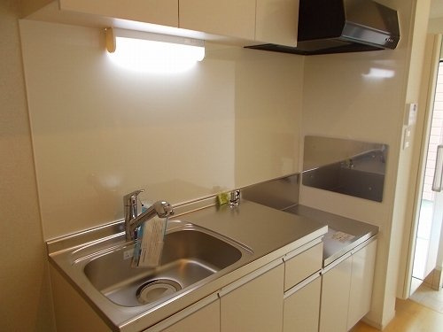 ソリッソ三条のキッチン