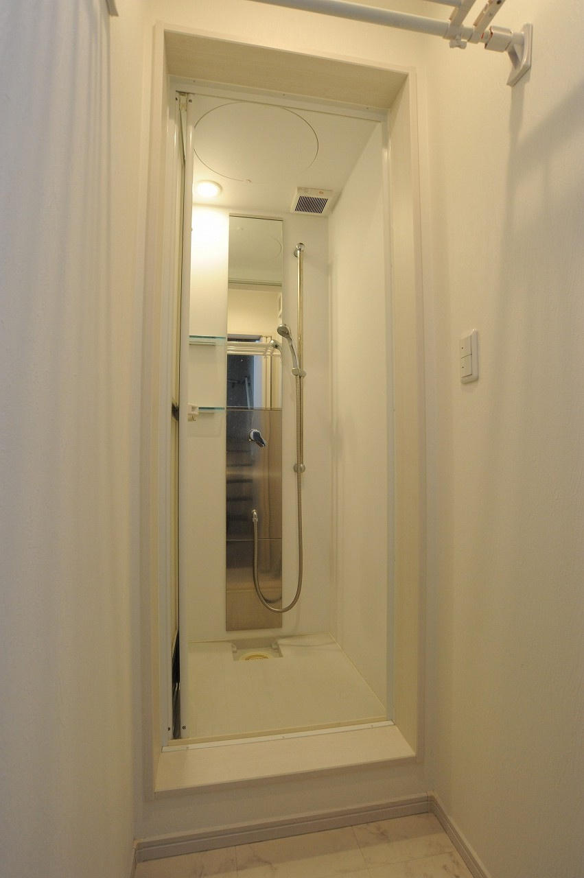 中越2丁目　中古住宅の浴室|シャワールーム