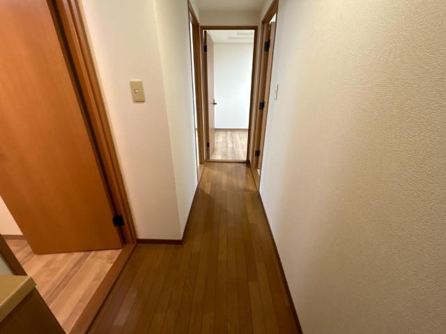 プチ・ボヌールの内装|廊下