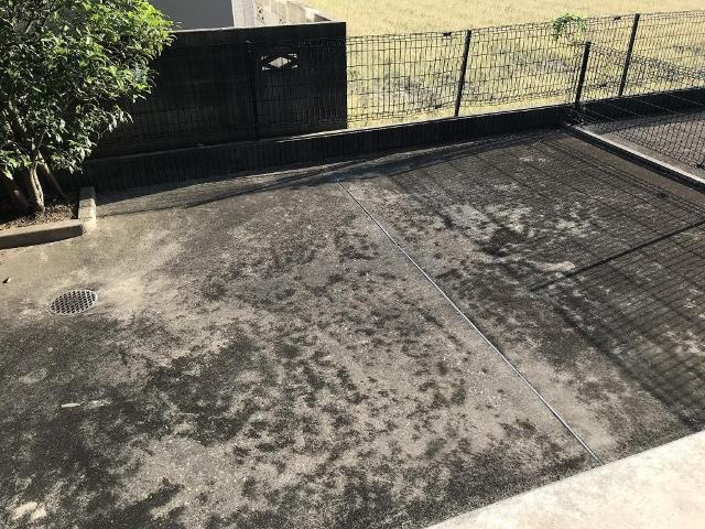 エーデルハイムのその他|広々したアスファルトの専用庭