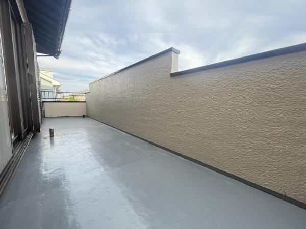 焼津市　下小田　中古住宅　6DKのバルコニー