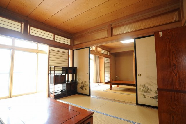 長野市大字若槻団地の中古一戸建の和室