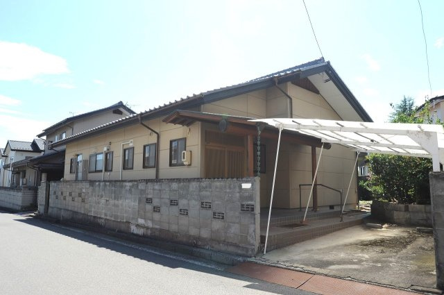 長野市大字若槻団地の中古一戸建