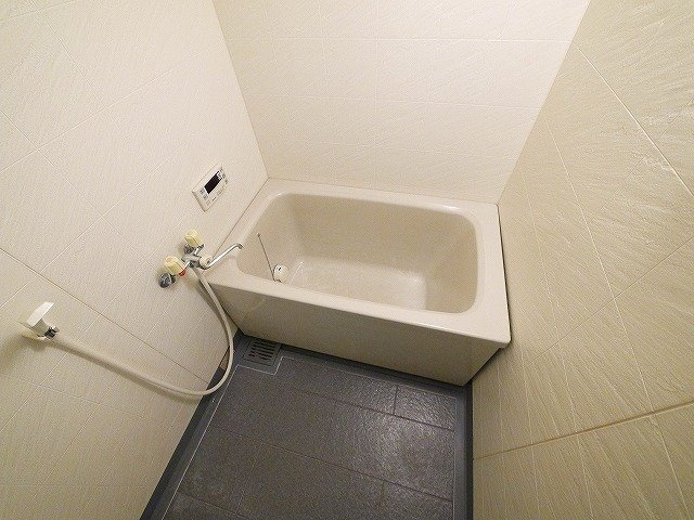 タワーア・ラ・モードの浴室|お風呂で日々の疲れを落としましょう