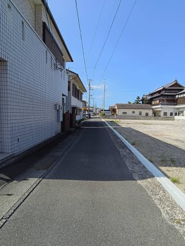 西条市三津屋182-21　売土地の周辺