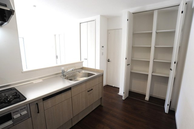 三輪6丁目　新築建売2号棟のキッチン