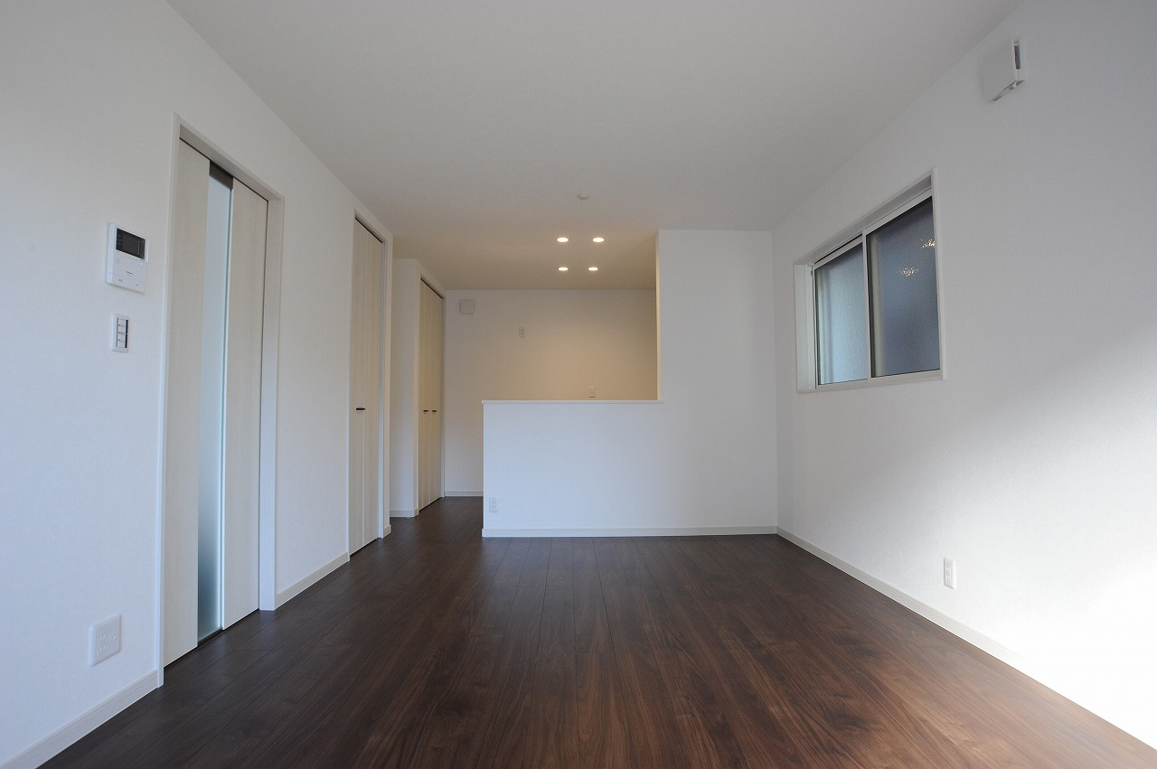 三輪6丁目　新築建売2号棟の居間・リビング