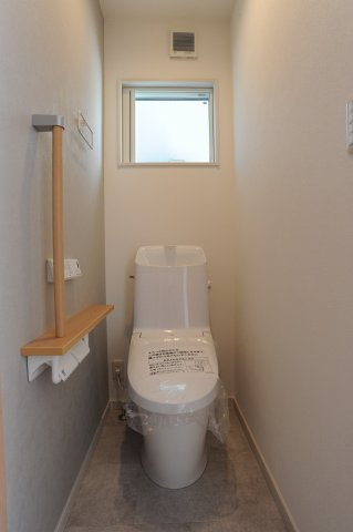 三輪6丁目　新築建売1号棟のトイレ