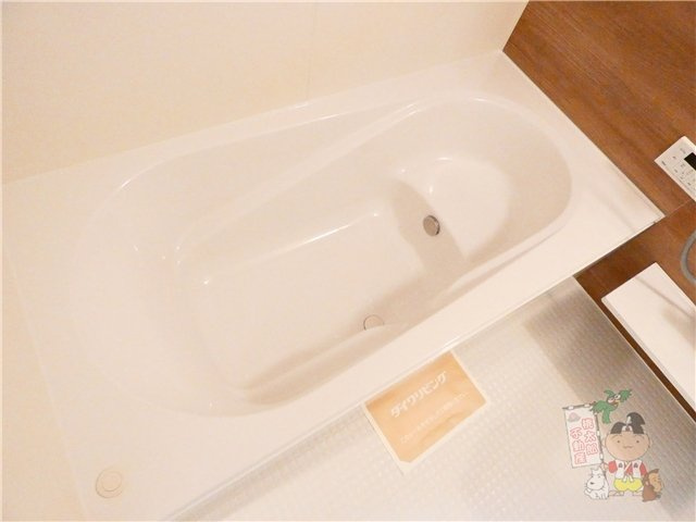 ラシュレ大元の浴室