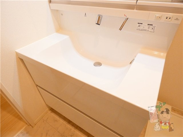 ラシュレ大元の洗面所