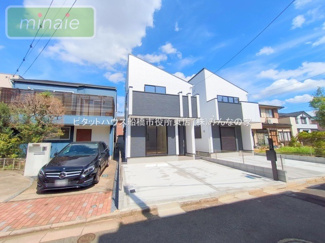 【外観】 | 販売現地
スタイリッシュな外観でゆったりした空間が魅力的です♪