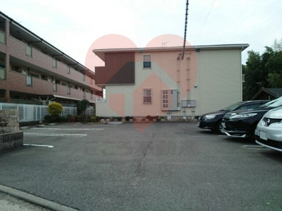 【駐車場】 | ラフレシール・メゾン・宮﨑Ⅲ