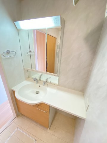 【独立洗面台】