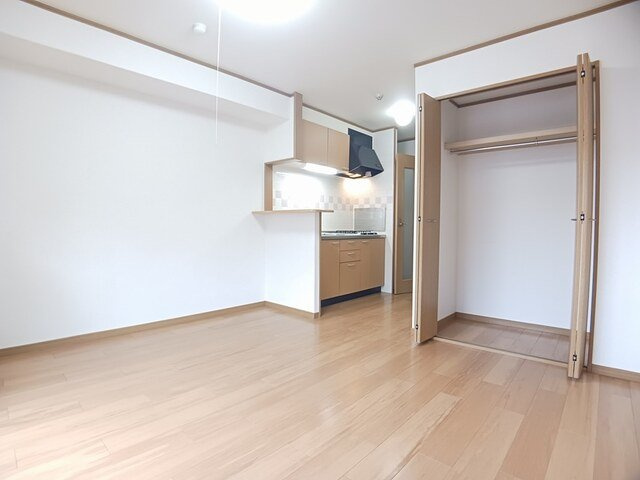 グランシャリオ東鳴水の居間・リビング