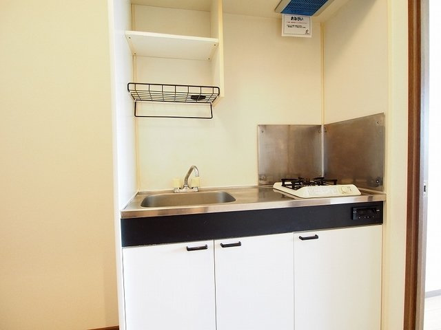 カサーレ三ケ森のキッチン