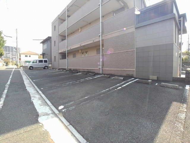 フリーアメニティＡＯＹＡＭＡの駐車場