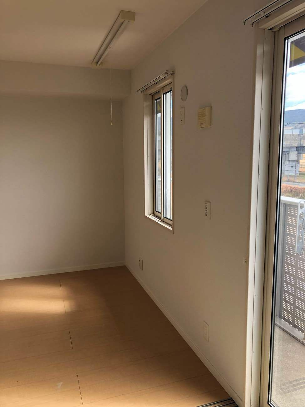 サンドリーム千代の居間・リビング|同建物別部屋 現況優先