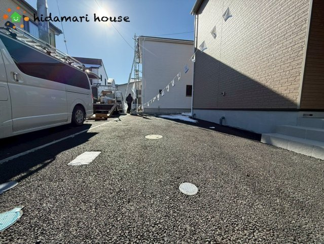 上尾市大谷本郷第7　新築戸建　クレイドルガーデン04の駐車場
