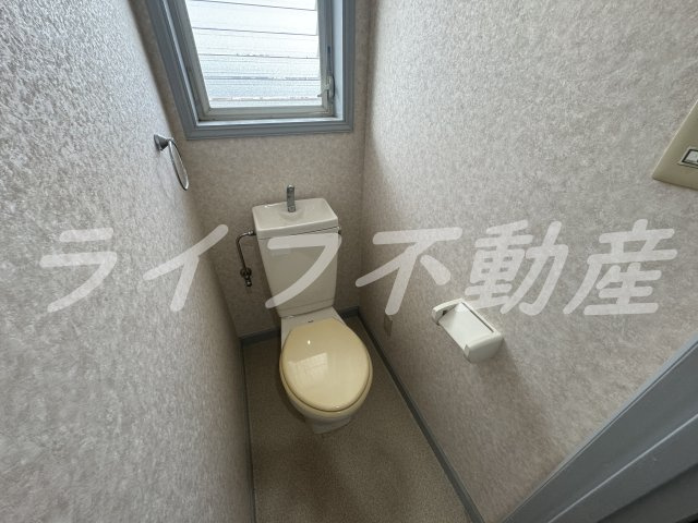 VILLA　M’ｓのトイレ|落ち着いた色調のトイレです