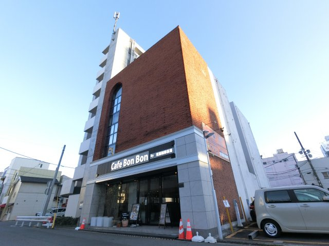 リスボンビルの外観