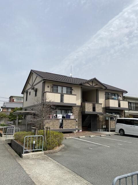 フォレスト枝吉の外観