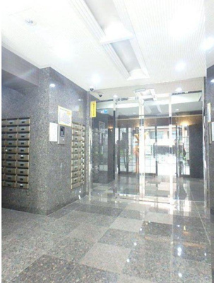 【エントランス】 | ガラ・ステージ目白台 | ９階建てのマンションです