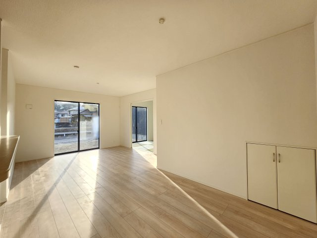 瑞浪市下沖町第４の居間・リビング