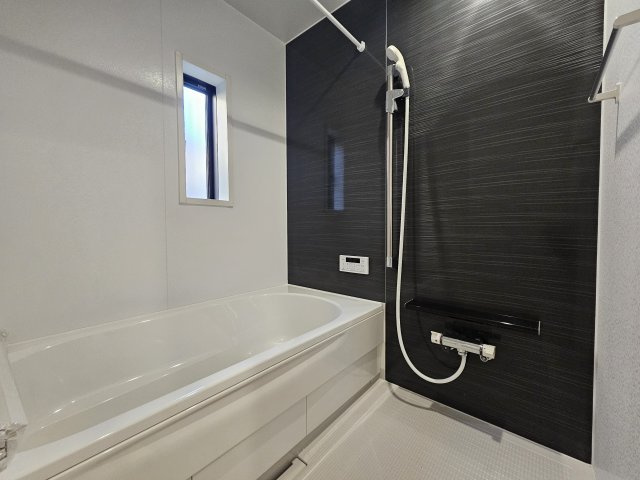 瑞浪市下沖町第４の浴室