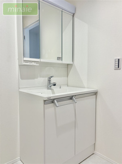 【独立洗面台】 | 駐車2台　リビング19.9帖　限定2区画　2号棟　東菅野　