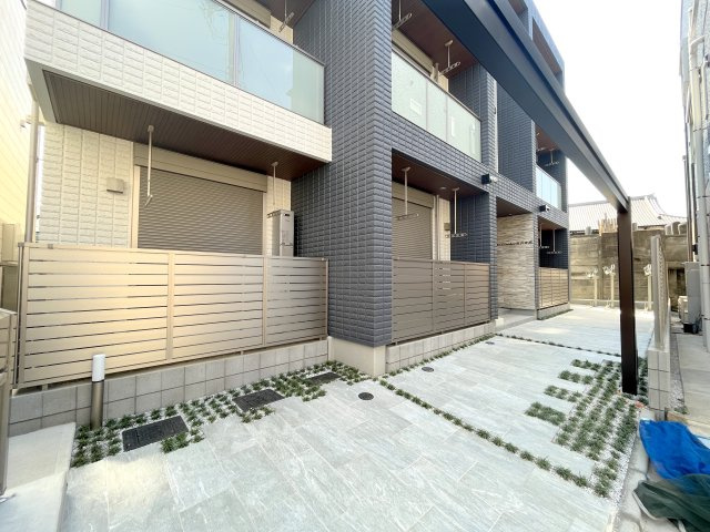 ＡＩ．Ｇｒａｎｄｉｒ　高円寺南のエントランス