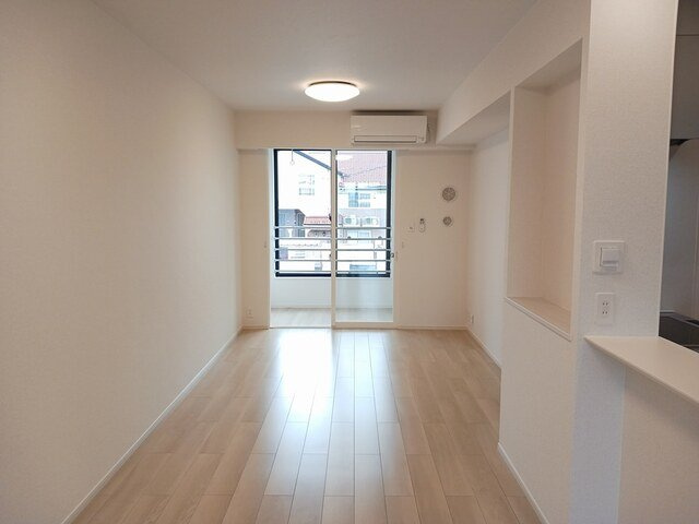 【居間・リビング】