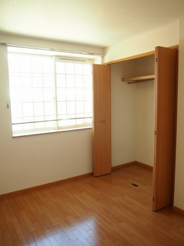 サニーハイツグリーン　　　刈谷市近郊の賃貸はクラスホーム刈谷店の洋室|おしゃれな内装です