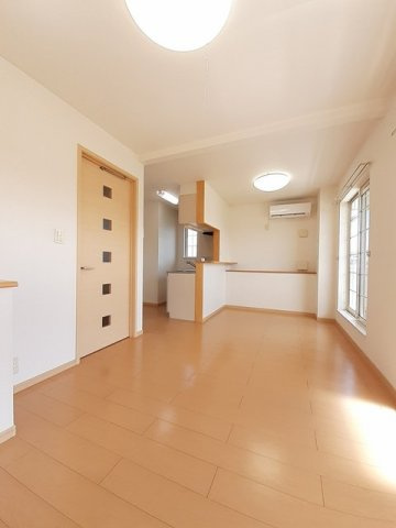 チェリーブラッサムの居間・リビング