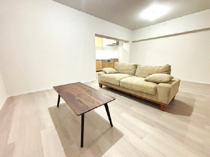 クローバーハイツ森小路２号棟　3階